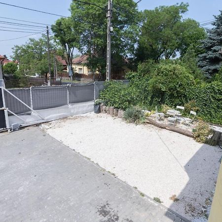 Hi-Bp Garden City Batsanyi Tiny House Near The City Train With Free Parking Βουδαπέστη Εξωτερικό φωτογραφία