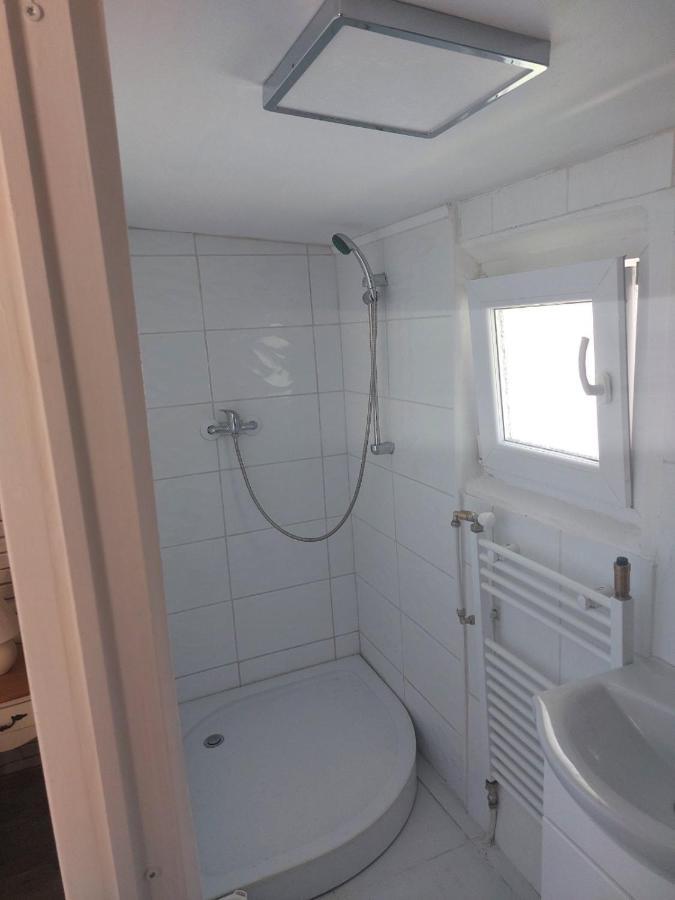 Hi-Bp Garden City Batsanyi Tiny House Near The City Train With Free Parking Βουδαπέστη Εξωτερικό φωτογραφία