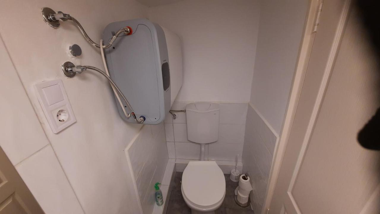 Hi-Bp Garden City Batsanyi Tiny House Near The City Train With Free Parking Βουδαπέστη Εξωτερικό φωτογραφία