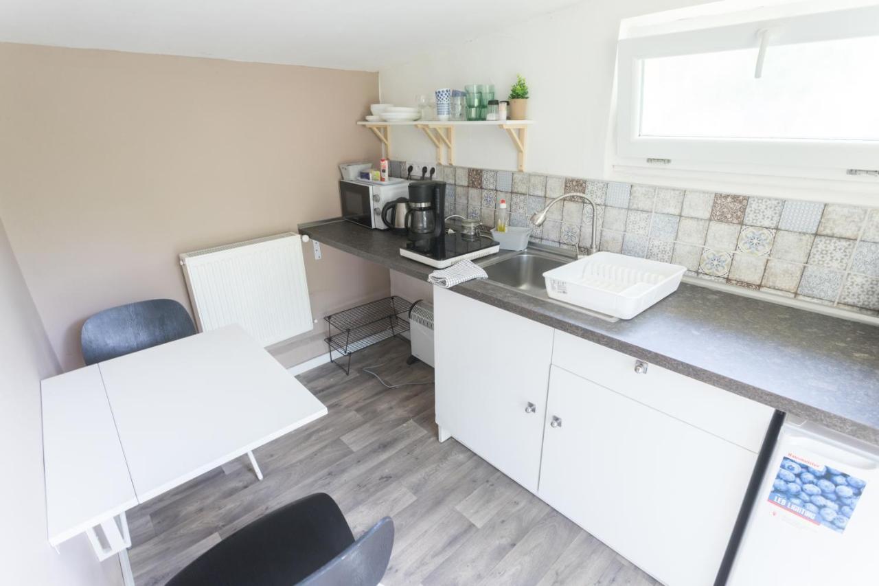 Hi-Bp Garden City Batsanyi Tiny House Near The City Train With Free Parking Βουδαπέστη Εξωτερικό φωτογραφία